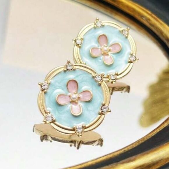 Bohemian pastel color stud earrings A844 - Picture 1 of 5